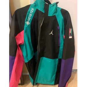 -Nike Jordan Winter Utility Gore-tex Jacket